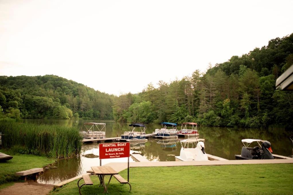 Tiny House Strouds Run Lake Apartment Атенс Екстериор снимка